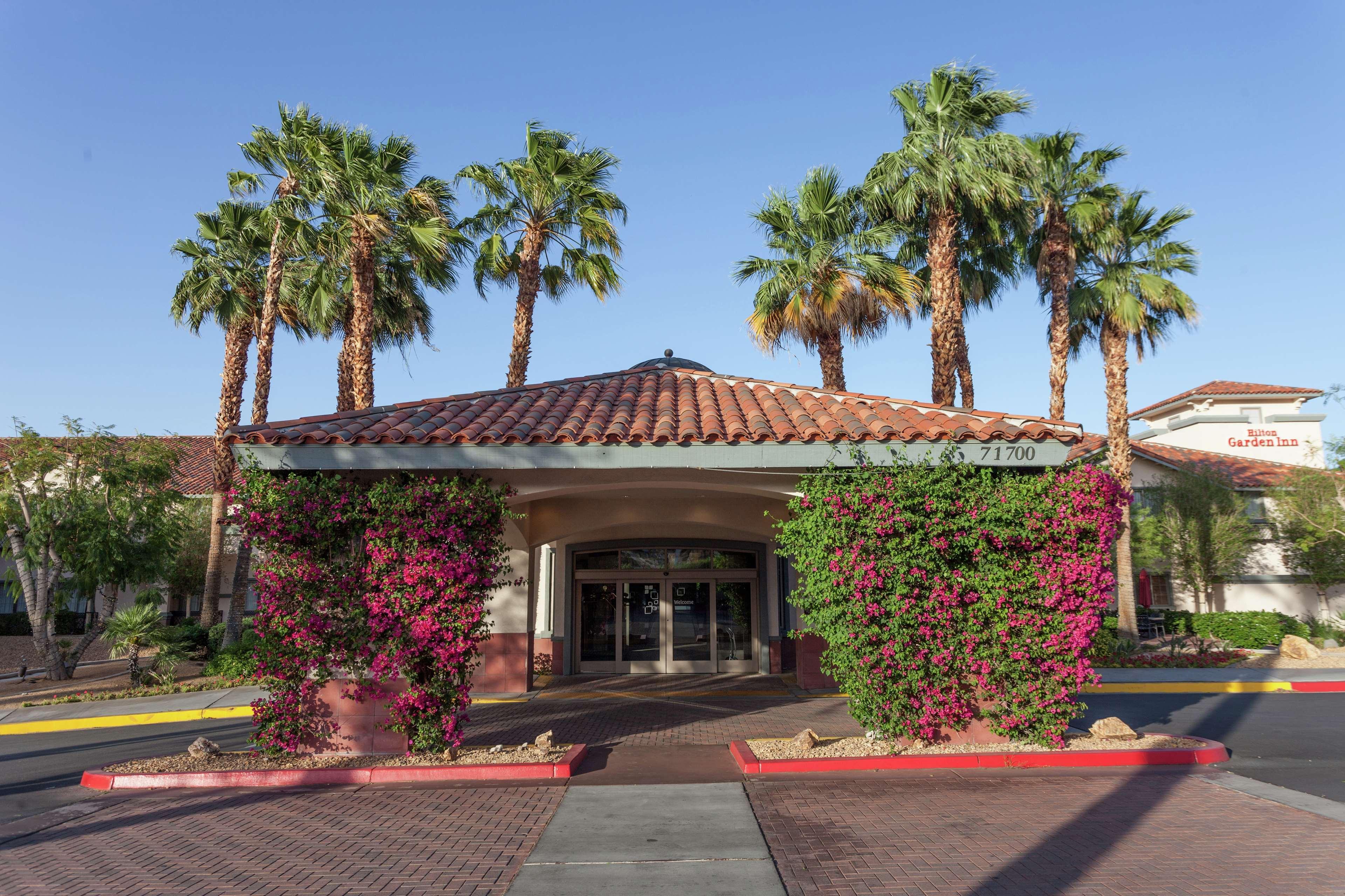 Hilton Garden Inn Palm Springs/Rancho Mirage Dış mekan fotoğraf