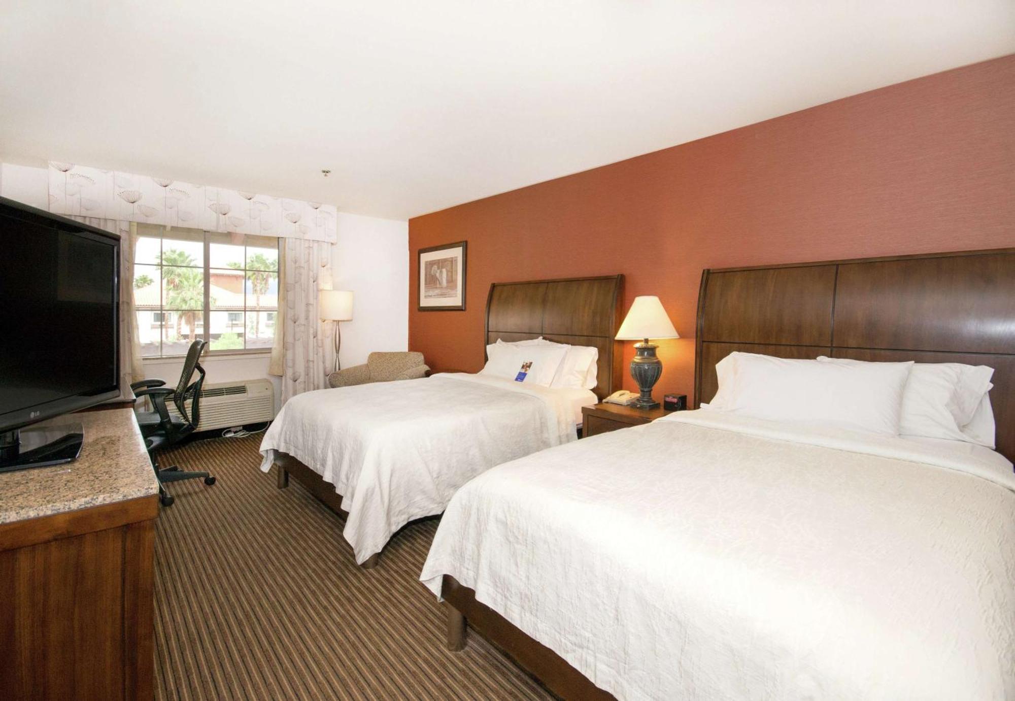 Hilton Garden Inn Palm Springs/Rancho Mirage Dış mekan fotoğraf